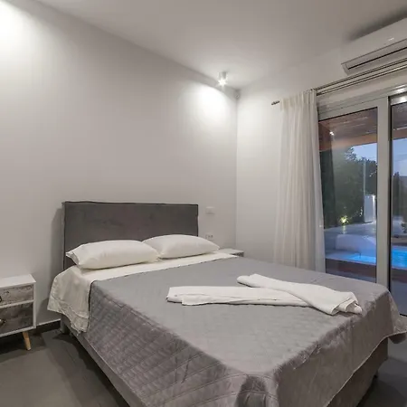 Villa Super Grey Lithakia (Zakynthos)